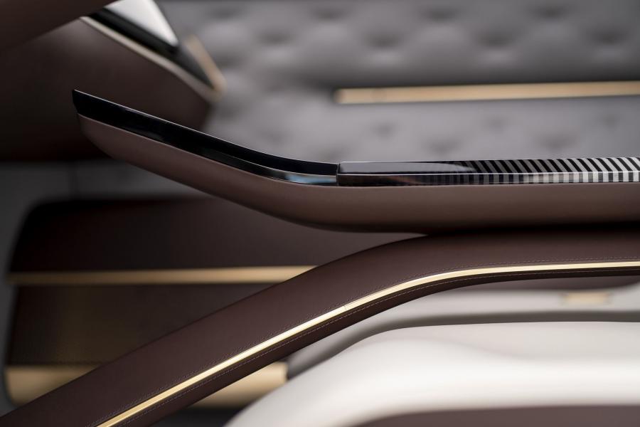 Детали интерьера Infiniti QX Inspiration 2019 года  (фото 119 из 159)
